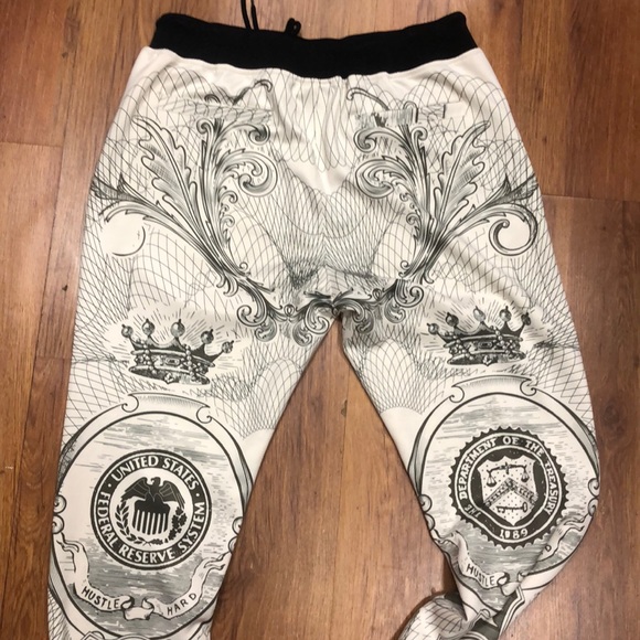 Cash money - Picture 4 of 4